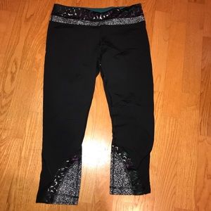 Lululemon Inspire Crop Size 8